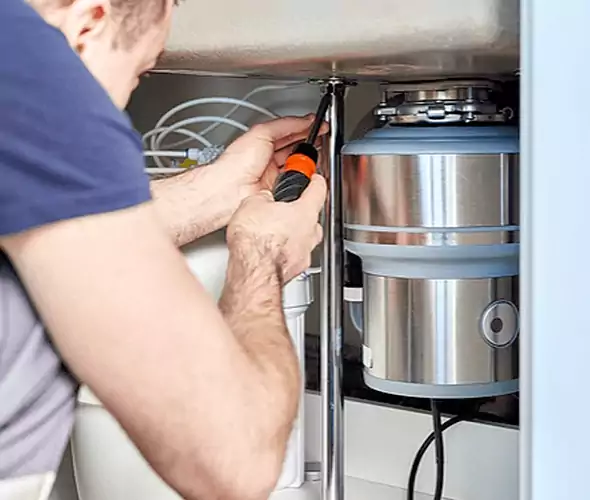 Expert Plumber for Garbage Disposal Replacement in Deerfield Beach, FL