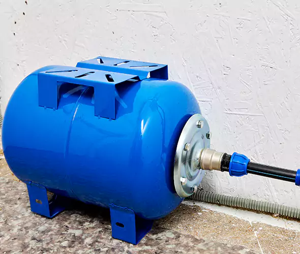 Expert Plumber for Well Pressure Tank Replacement in Deerfield Beach, FL: Schedule Affordable Tank Replacement Services with Us